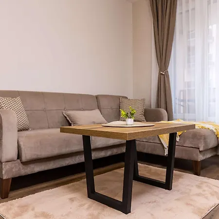 The Cozy Nest - Modern 1br With Balcony By Flat Mаnager 公寓 *