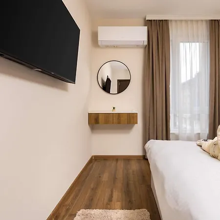 The Cozy Nest - Modern 1br With Balcony By Flat Mаnager