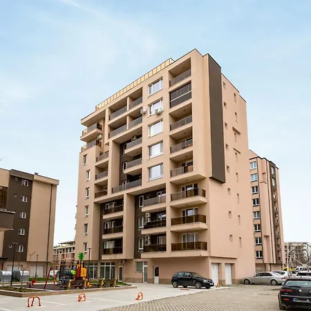 The Cozy Nest - Modern 1br With Balcony By Flat Mаnager דירה *