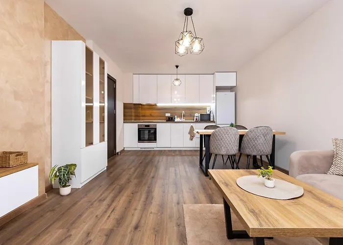 The Cozy Nest - Modern 1br With Balcony By Flat Mаnager *