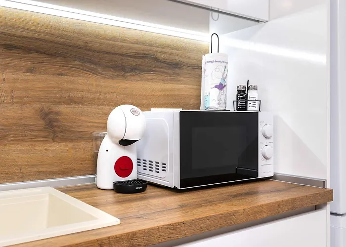 The Cozy Nest - Modern 1br With Balcony By Flat Mаnager *