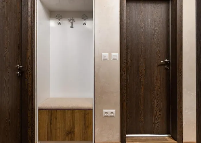 The Cozy Nest - Modern 1br With Balcony By Flat Mаnager 普罗夫迪夫