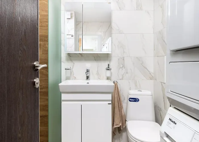 The Cozy Nest - Modern 1br With Balcony By Flat Mаnager 普罗夫迪夫