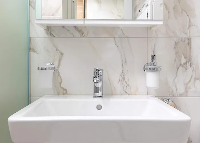 The Cozy Nest - Modern 1br With Balcony By Flat Mаnager *